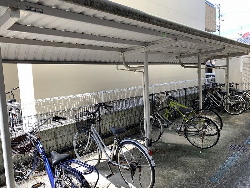 レオパレスアデッソⅤ 共用部分