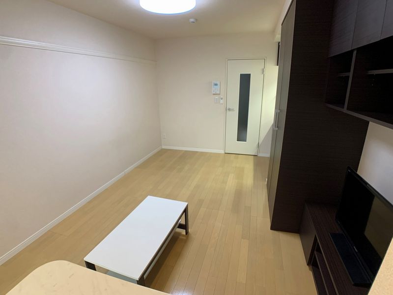 レオネクストウエスト　シャン 居間