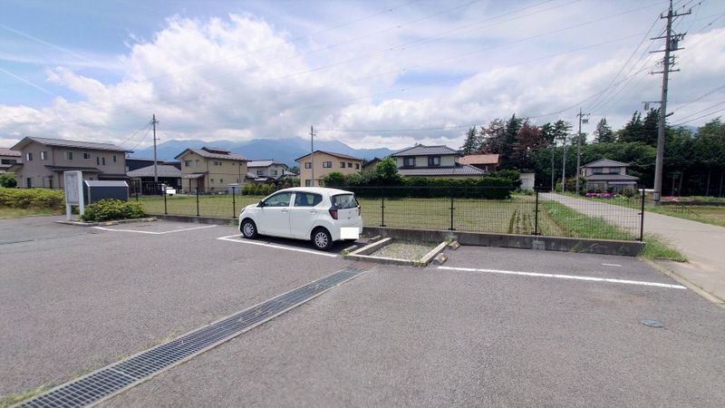 レオパレスｐａｓｔｏｒａｌ 駐車場