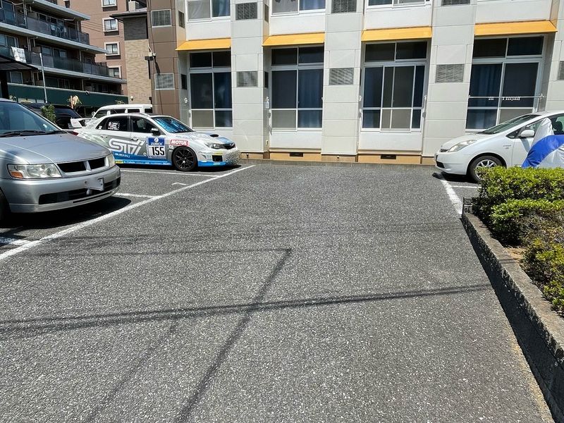 レオパレスセカンド・ボヌールＴ 駐車場