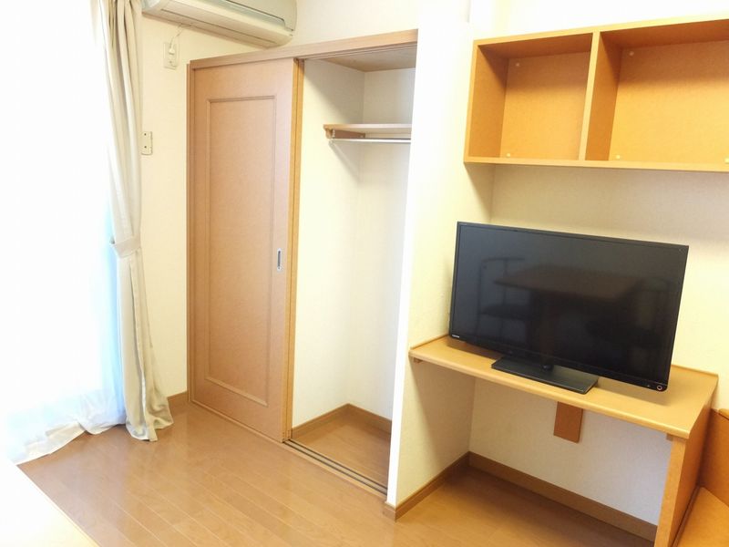 レオパレスいずみ 収納