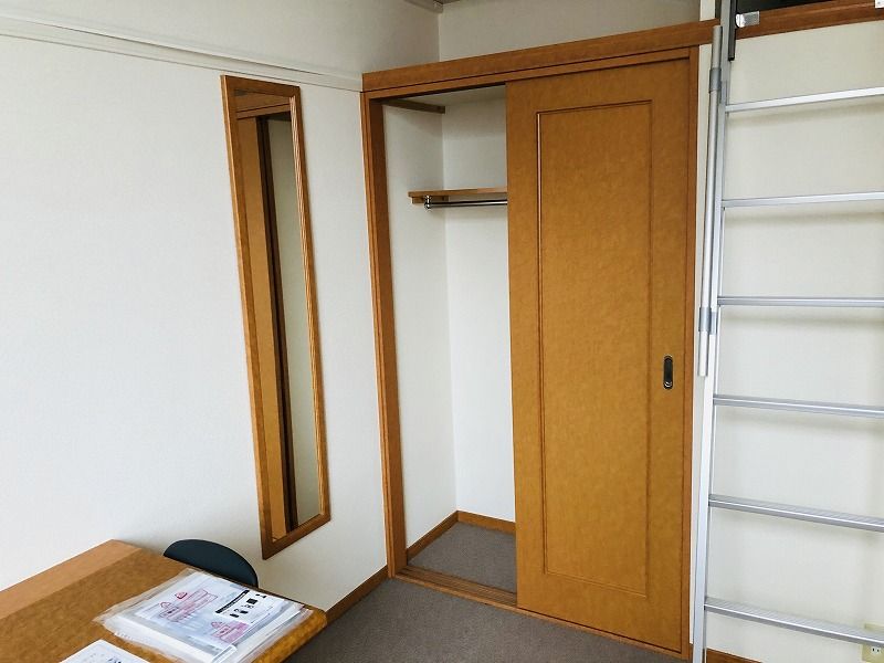 レオパレスエスポワールⅡ 収納
