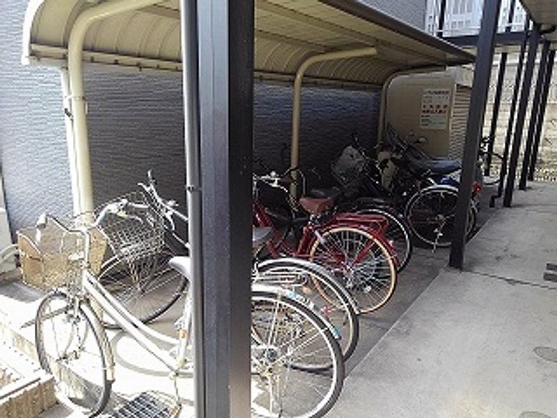 レオパレスコスモス今在家 共用部分