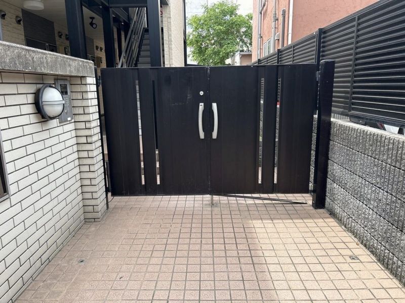 leopalace Wisteria 入口