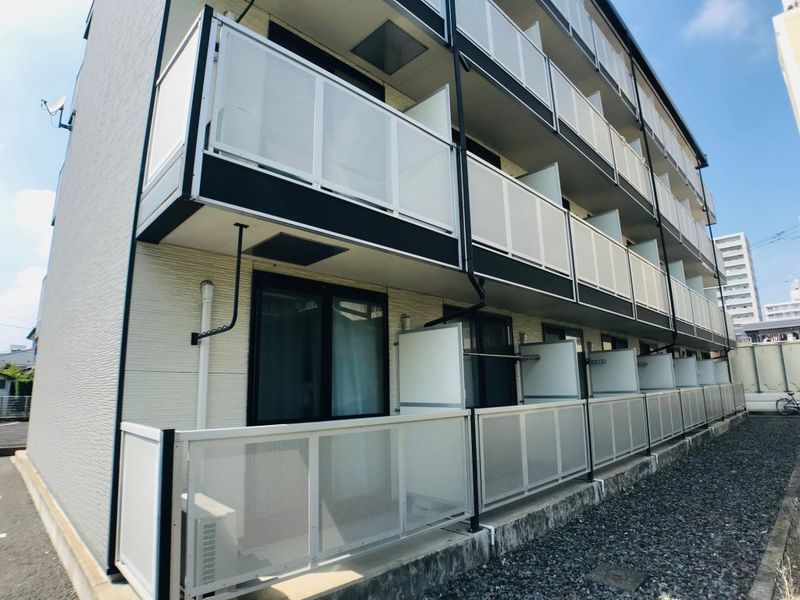 レオパレスエトワール城南 バルコニー