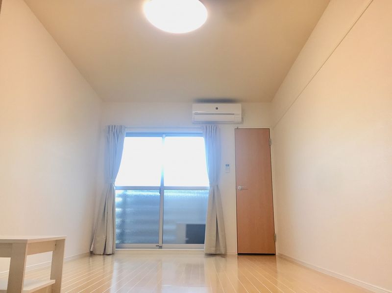 クレイノプレッツェモロ 居間