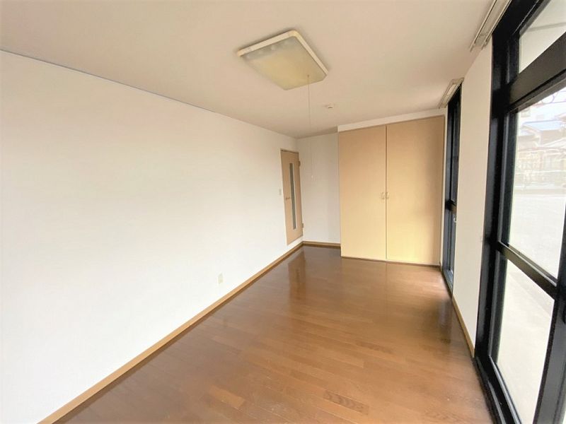 レオパレスディアコートⅡ 居間