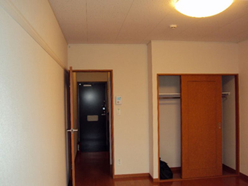 レオパレスイーストウィンド 居間