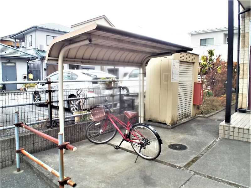 レオパレスブルーメン東川口 共用部分