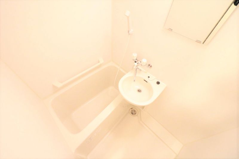 レオパレス山科椥辻 風呂