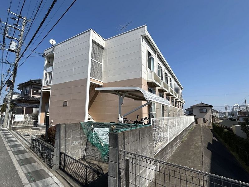 レオパレスレイヒルズ 外観