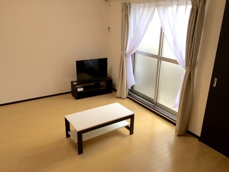 クレイノＦＥＲＩＯ 居間