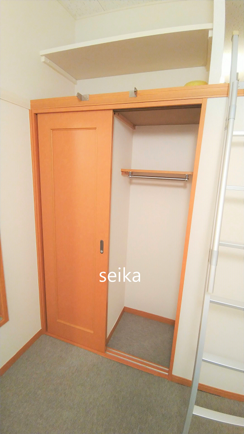 レオパレスゴールド 収納