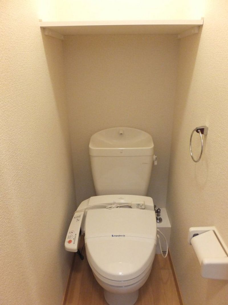 レオパレスアウトゥーノ トイレ