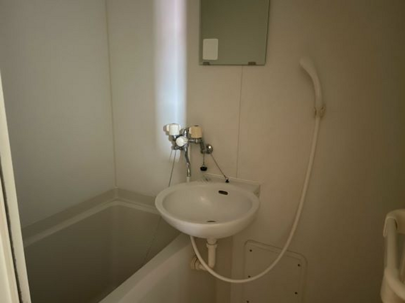 レオパレスコスモスⅤ 洗面所