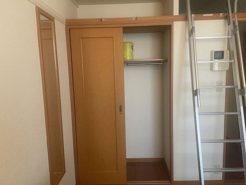 レオパレスＳＵＮ鈴木町 収納