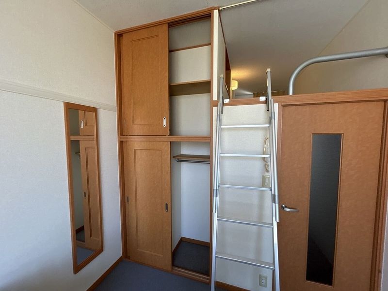 レオパレスサニー 収納