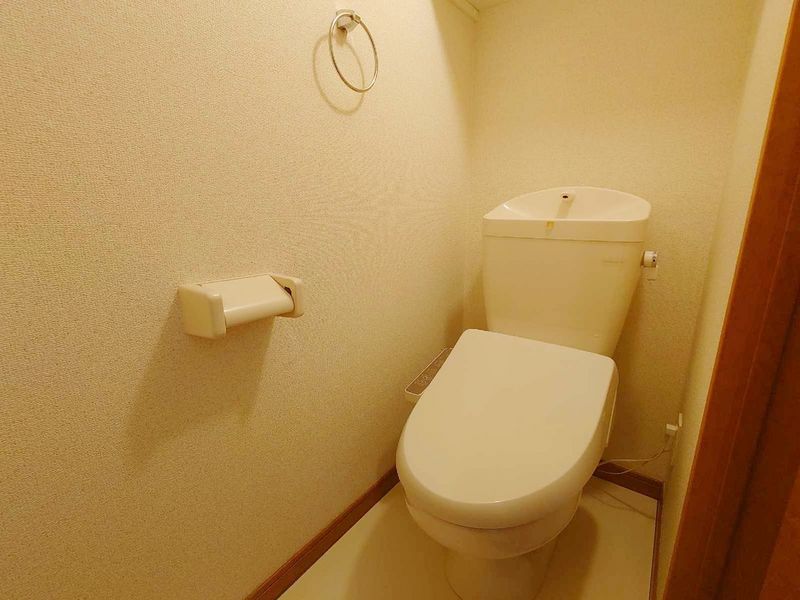 レオパレスバーン　ディーⅠ トイレ