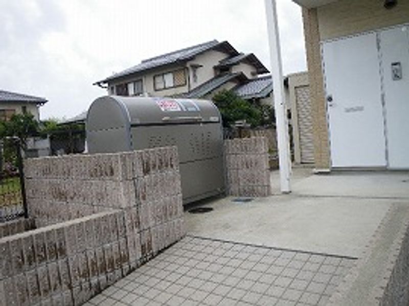 レオパレスマイズミュー 共用部分