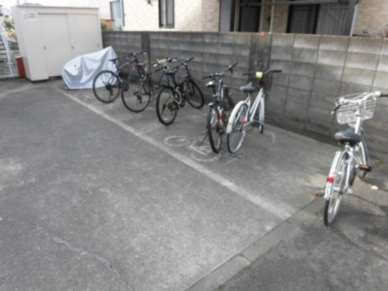 レオパレスクレール 共用部分