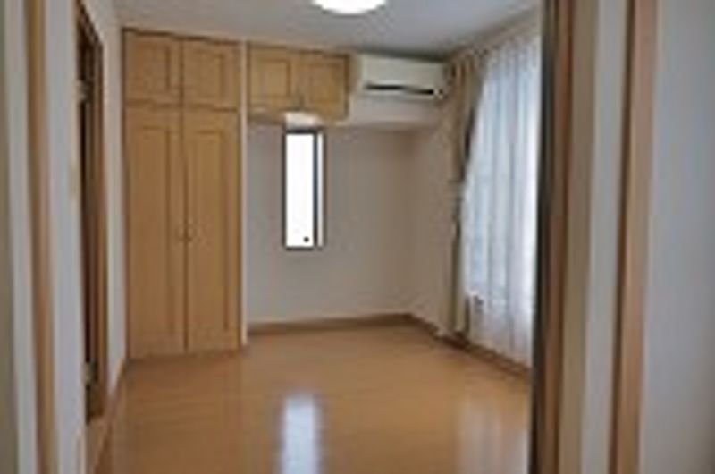 レオパレスアネックスⅢ 寝室