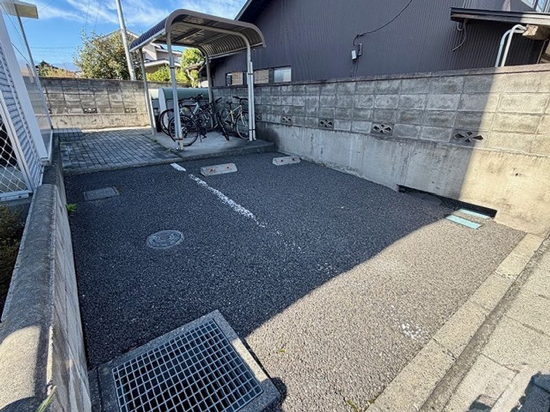 レオパレスＦｌｏｒＴａｉｌ 駐車場