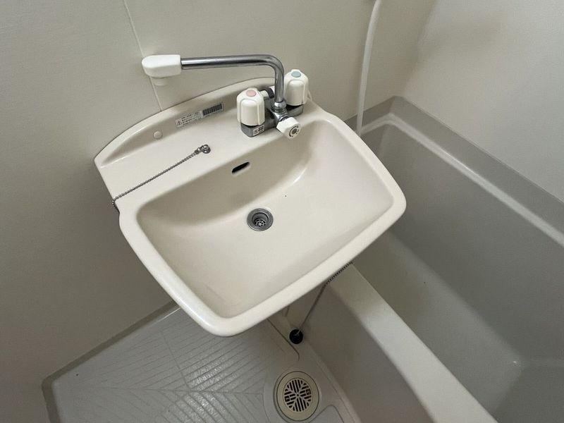 レオパレスファースト 洗面台