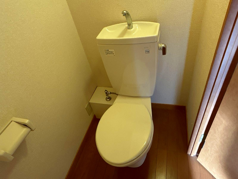 レオパレスクレスト笹塚 トイレ