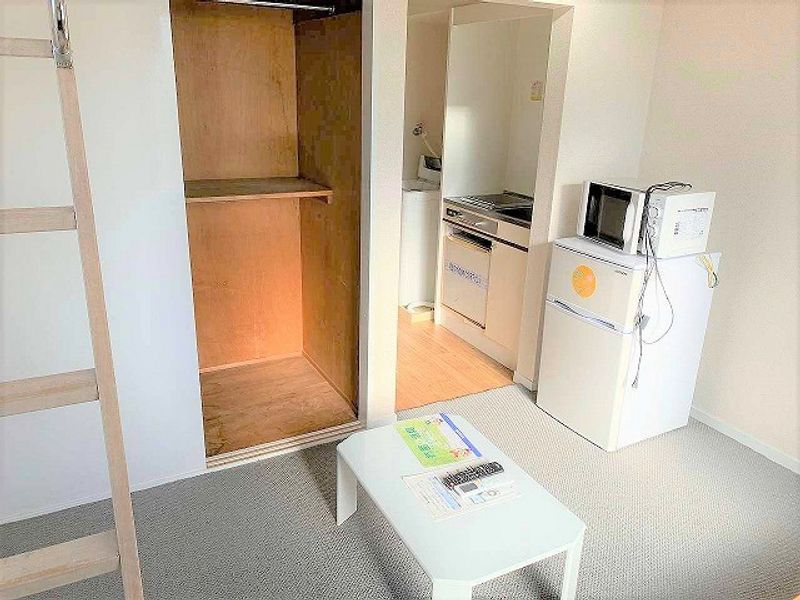 レオパレスパークヒル三ッ沢 居間