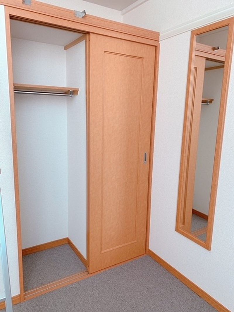 レオパレスＭａｒｕｔａｋａ 収納