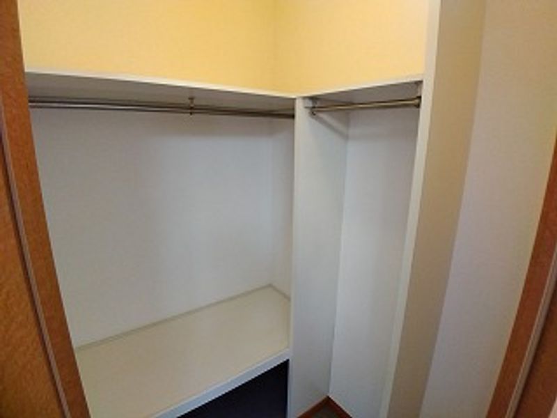 レオパレス双柳２番館 収納