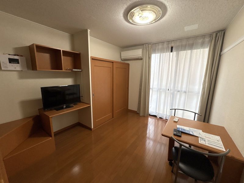レオパレスブルースカイ 居間