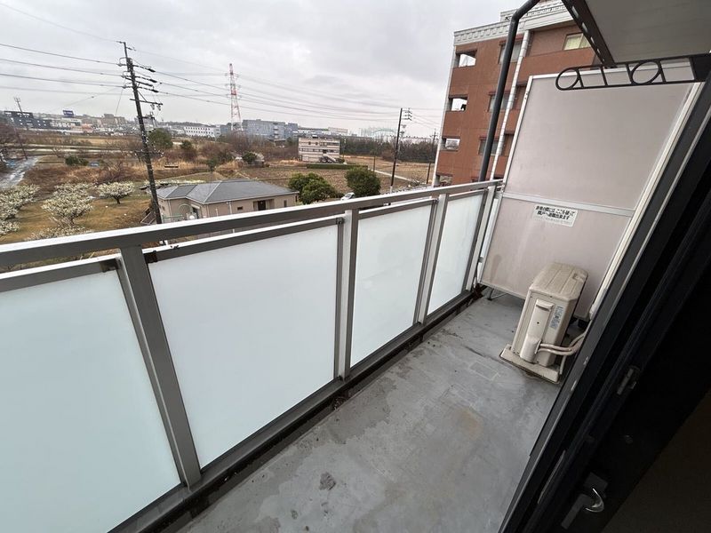 LEONEXT Les Marnies 발코니