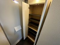 レオパレス駅東 玄関