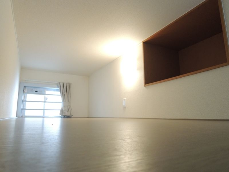 レオパレス神屋町 収納