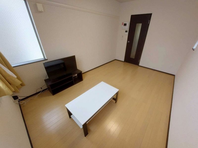 クレイノコーポ新井 居間