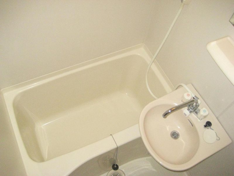 レオパレスファミリア湘南−南館 風呂