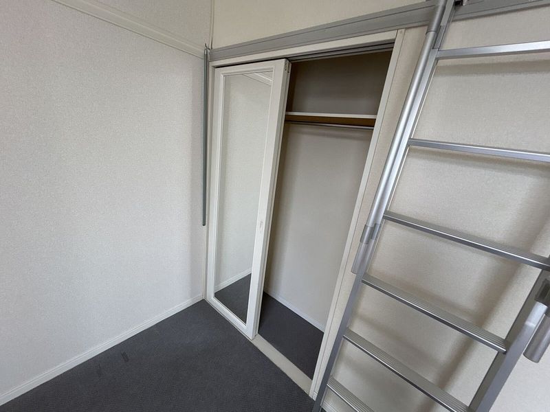 レオパレスボヌールエスパースＡ 収納