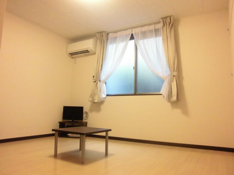 レオネクストＫＥＮ　Ⅱ 居間