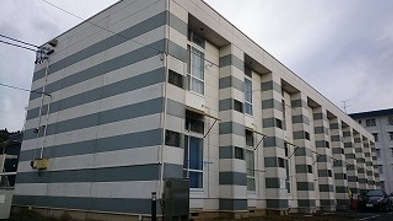 レオパレスシャルマン 外観