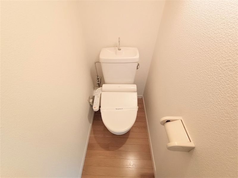 レオパレスＦＵＫＯＮＯ弐番館 トイレ