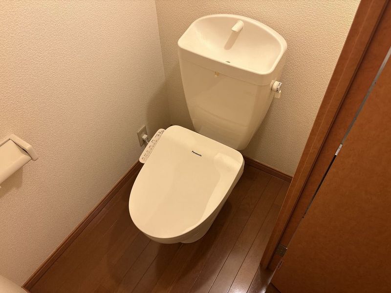 レオパレスアクア門前 トイレ