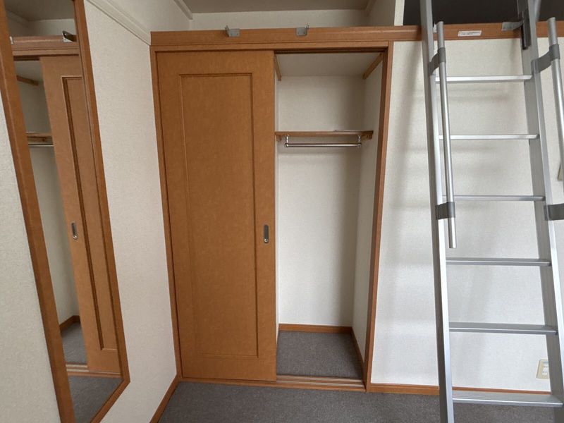 レオパレス向川Ⅳ 収納