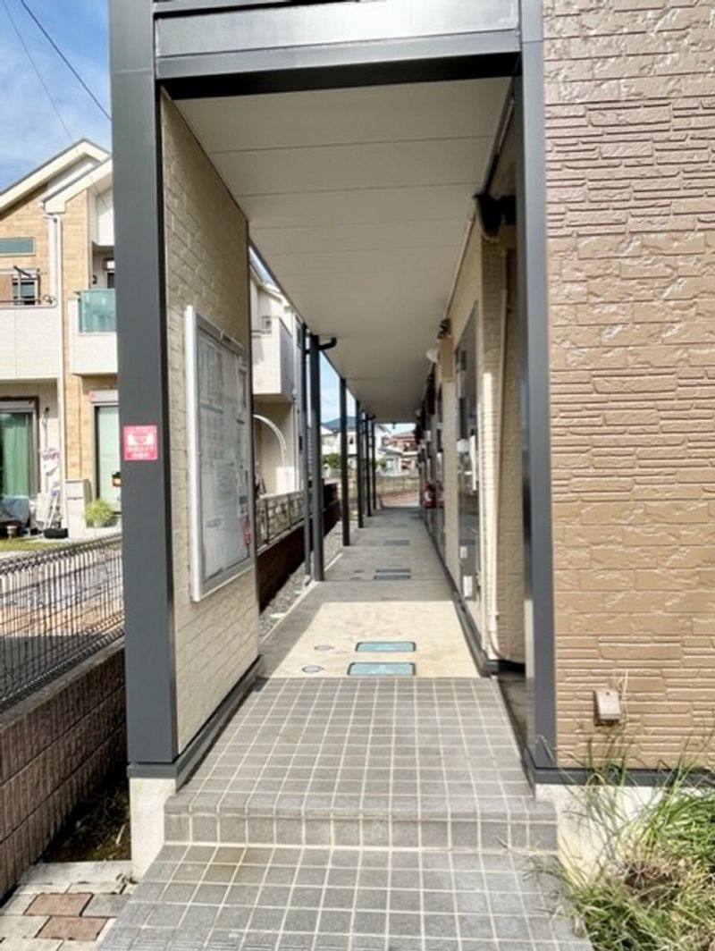 レオパレス北本本町 エントランス
