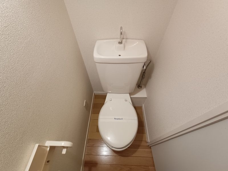 レオパレス菱屋西 トイレ