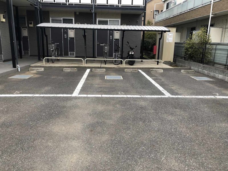 レオパレスＳＡＩＲＩＮ 駐車場