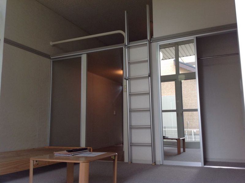 レオパレスメイプルⅢ 居間