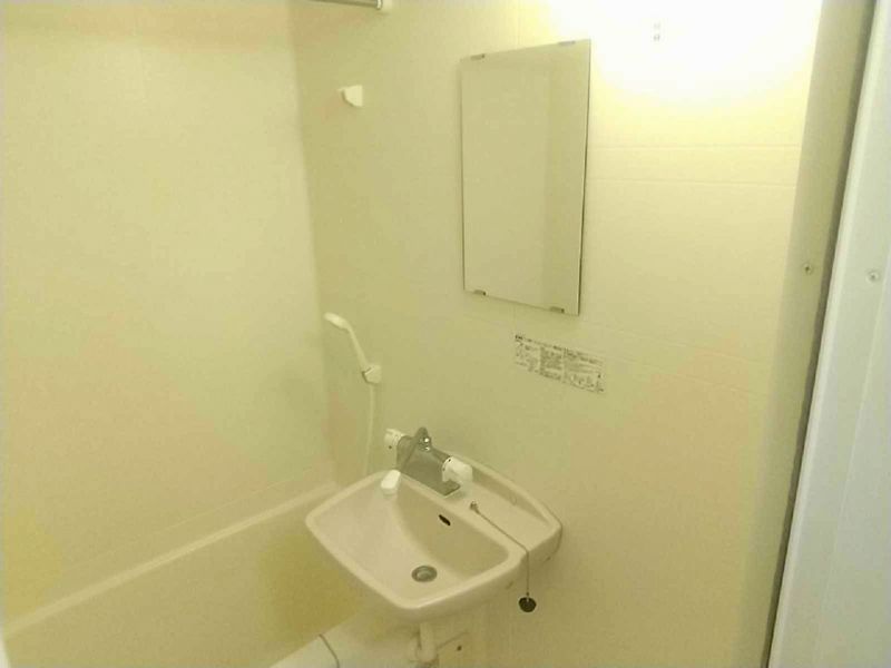 レオパレスＭＡＣＨＩＤＡ 洗面台