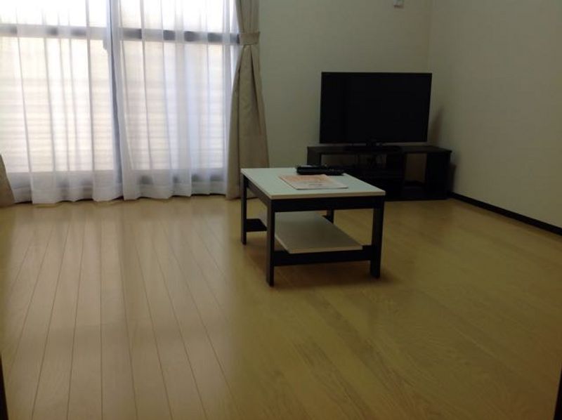 クレイノ栞 居間