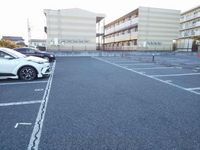 レオパレスサザンクロスＡ 駐車場